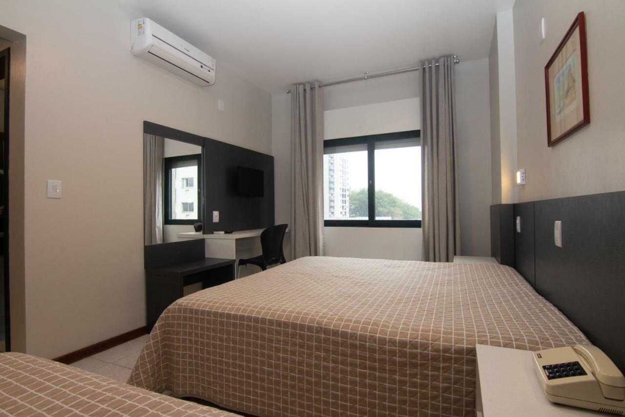 Quarto Triplo Superior